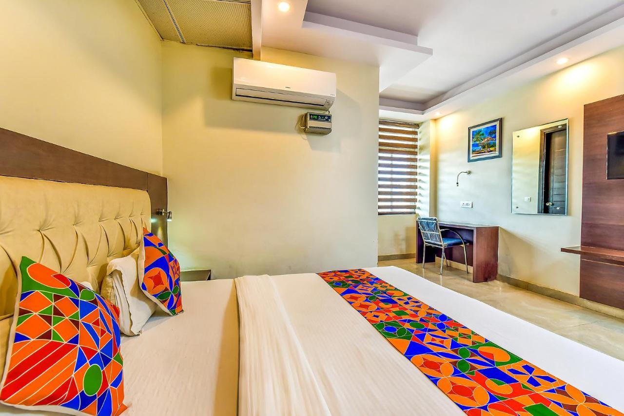 Fabhotel Surya Residency Dehradun Extérieur photo